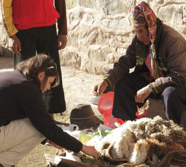 Andean trekking in Peru | Comunidades y cultura andinas: la tradición sigue viva en Ausangate – Andean Lodges